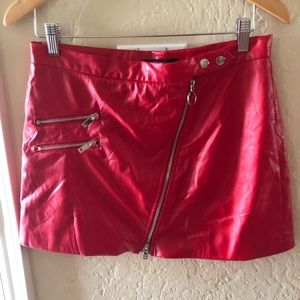 Red O ring zipper detail moto vinyl mini skirt